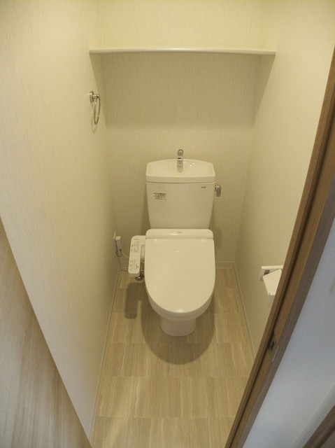 トイレ　【トイレ】他部屋掲載・現況を優先致します。