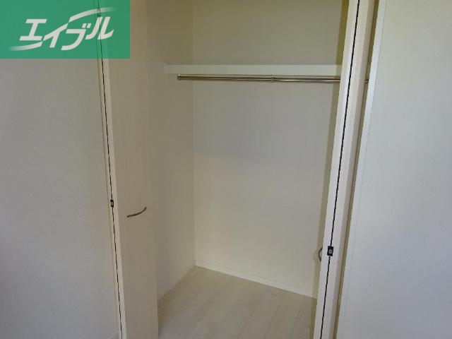 収納　クローゼット