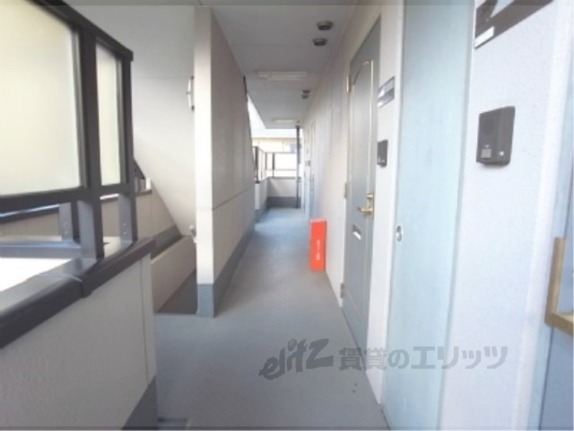 ロビー　ロビー