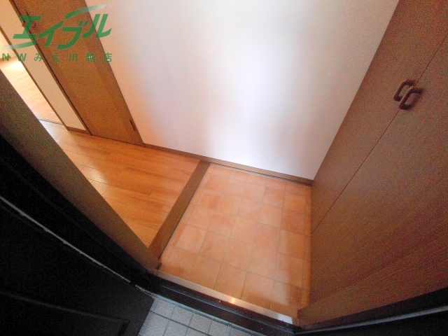 玄関　同物件別室の画像です