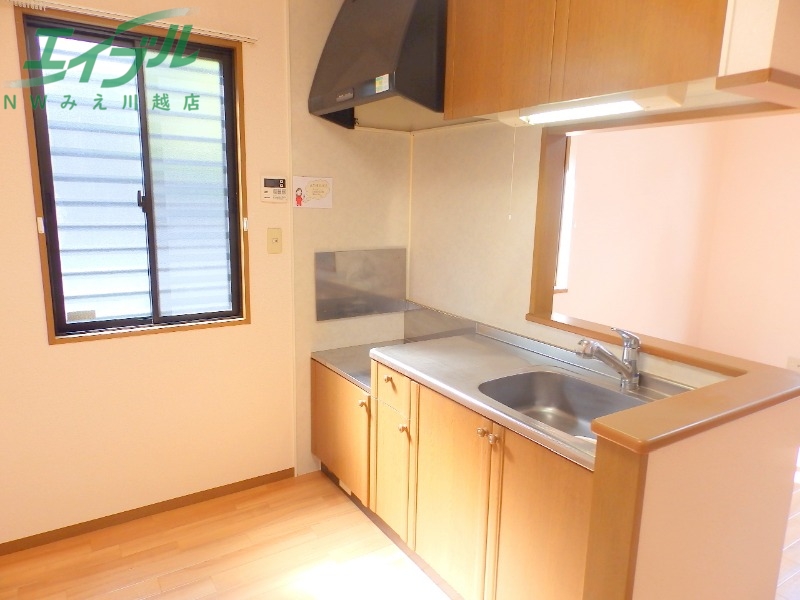 キッチン　同物件別室の画像です