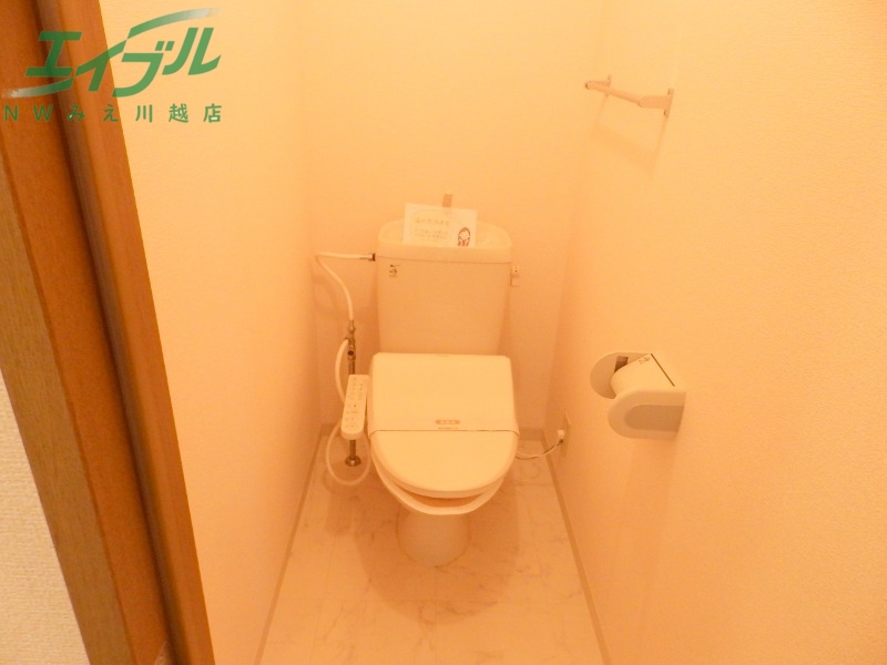 トイレ　同物件別室の画像です