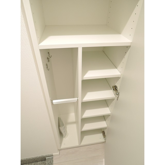 玄関　シューズボックス