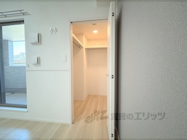 収納　洋室収納