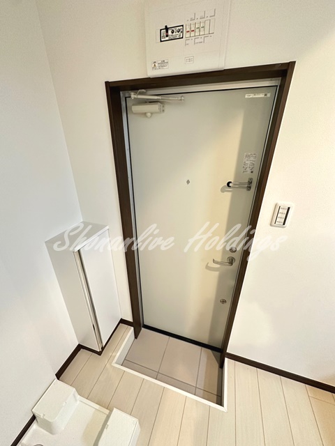 玄関　シューズボックス付き