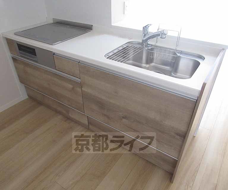 キッチン　３口コンロでお料理が捗りますね！