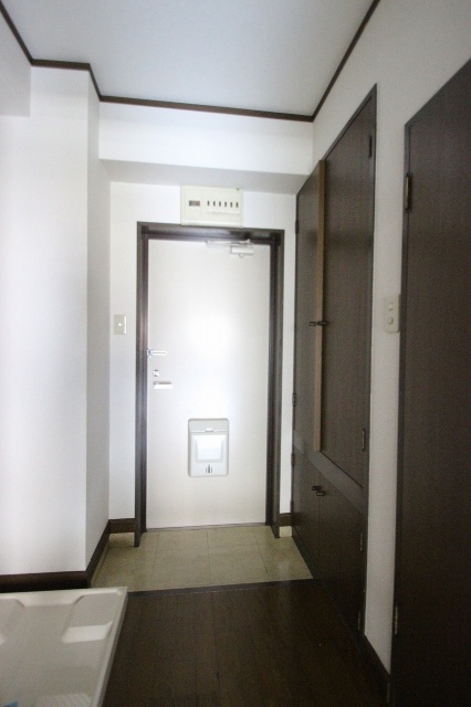 玄関　同物件別室