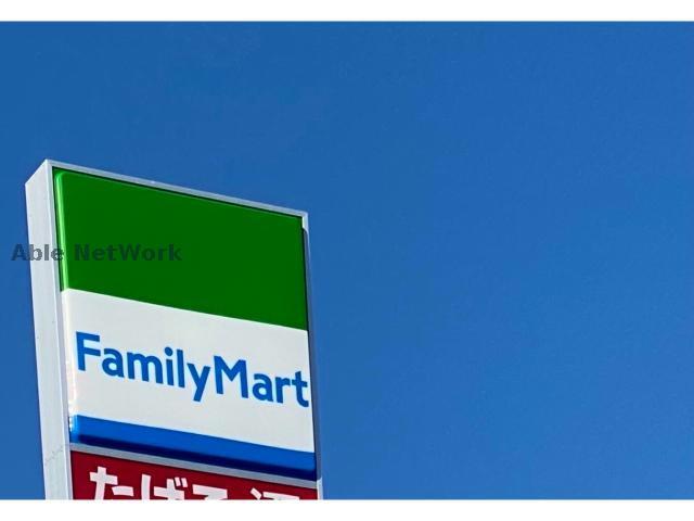 コンビニ　ファミリーマート掛川横須賀店（コンビニ）まで693m