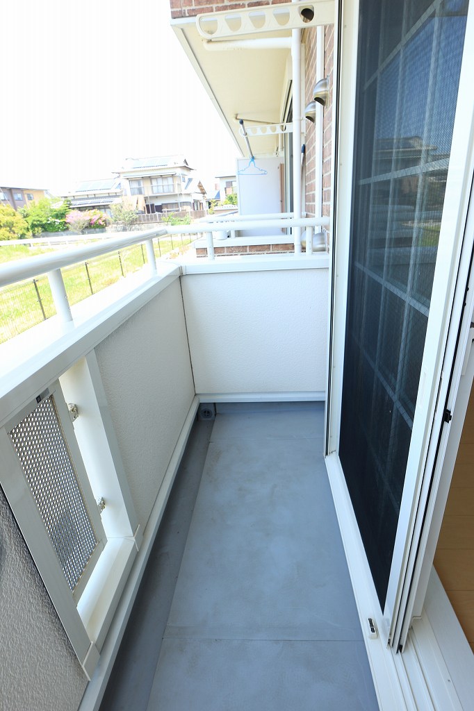 バルコニー　写真は同型タイプです。