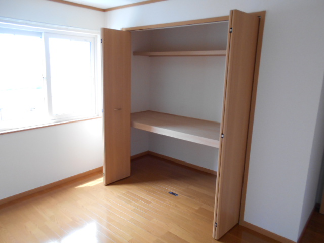 収納　寝室内収納（納戸・１間分）完備