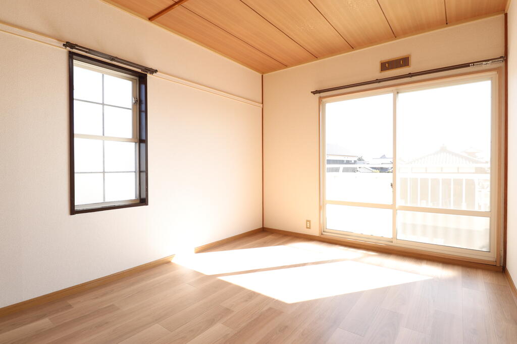 その他　もう一つの洋室です♪