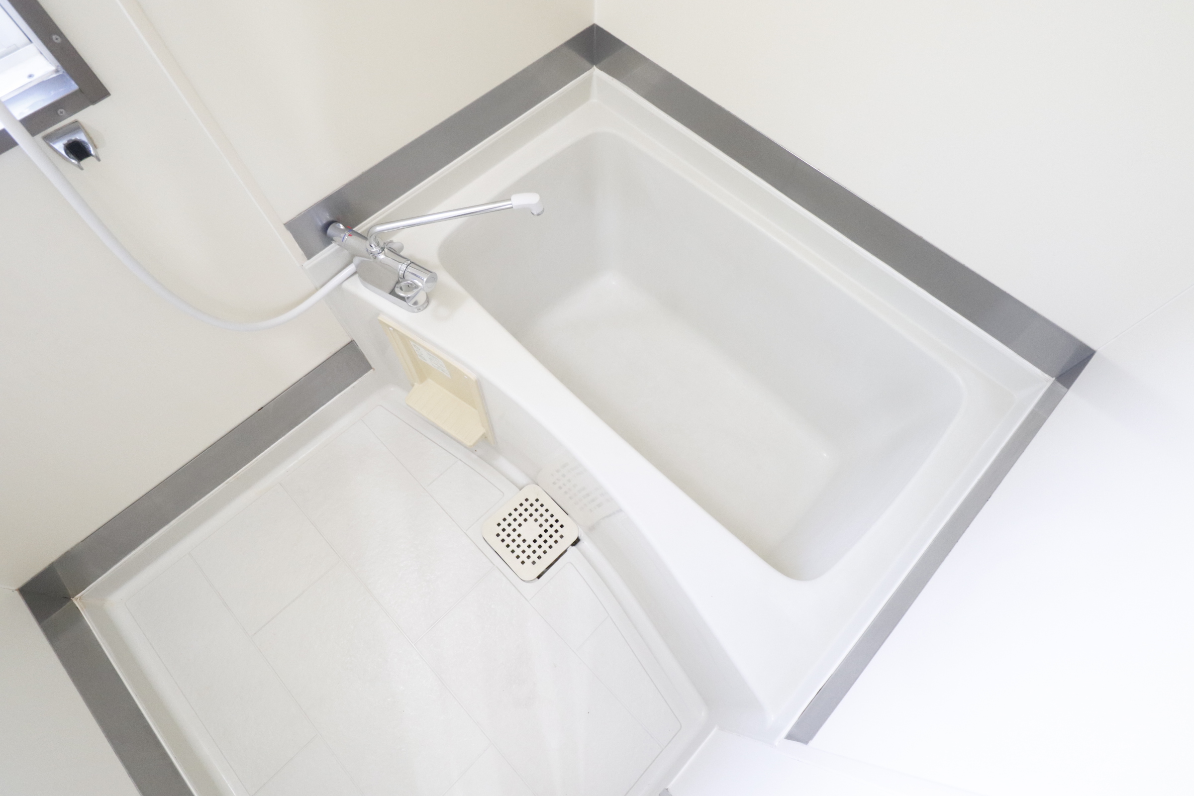 バス・シャワールーム　バスルームです♪