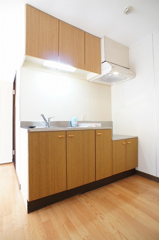 キッチン　※反転タイプ、別室参照。現況を優先致します。