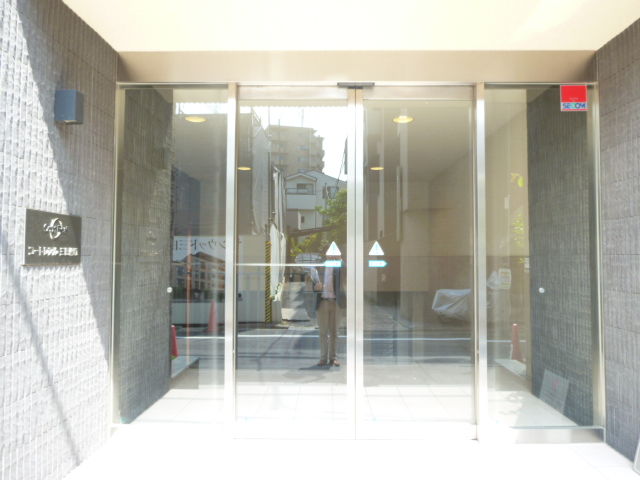 エントランス　エントランス