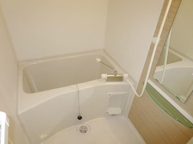 バス・シャワールーム　★浴室乾燥機つきのお風呂★