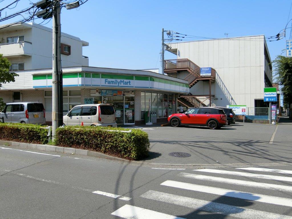 コンビニ　ファミリーマート小手指二丁目店（コンビニ）まで147m