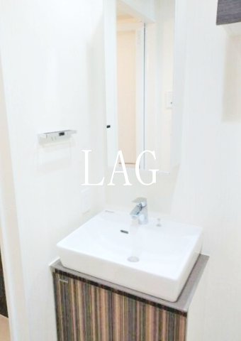 洗面設備　洗面台です。