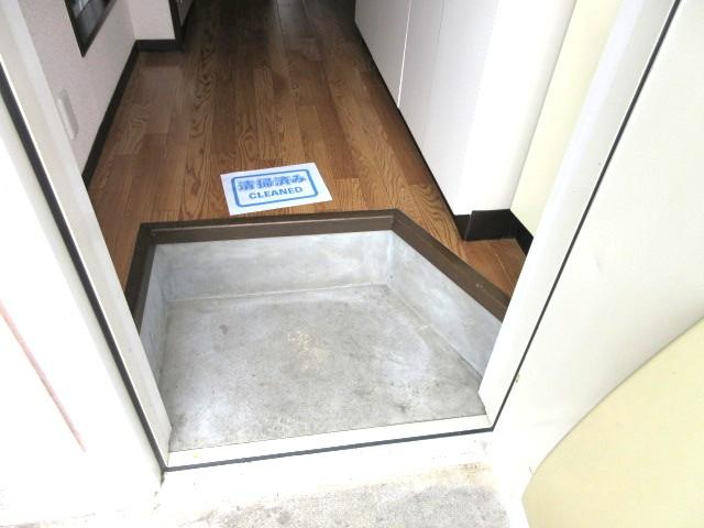 玄関　玄関内