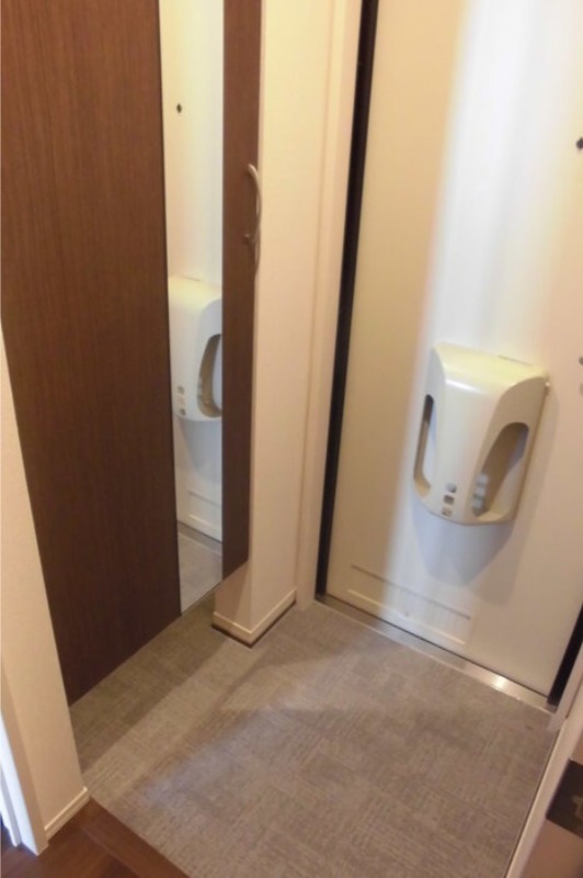 玄関　図面と現状に相違がある場合には現状を優先