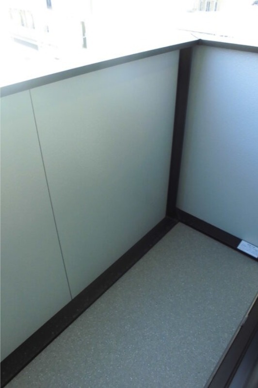 バルコニー　図面と現状に相違がある場合には現状を優先