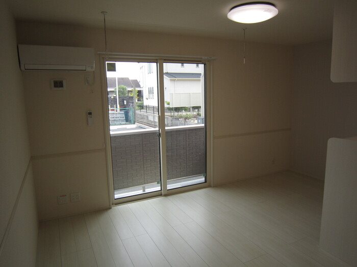 居室・リビング　※現状優先