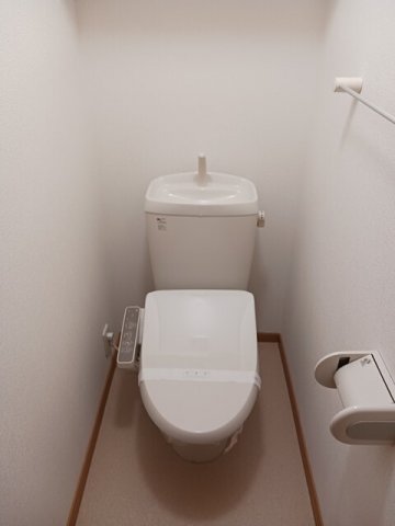 トイレ　トイレもきれいです