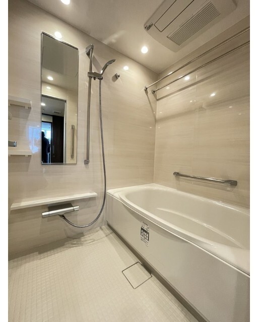 バス・シャワールーム　日々の疲れを癒すお風呂です♪