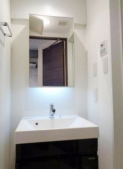 洗面設備　同仕様写真