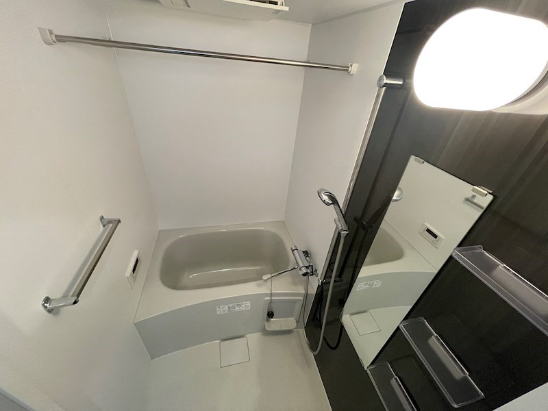 バス・シャワールーム　※同物件、別部屋参考写真