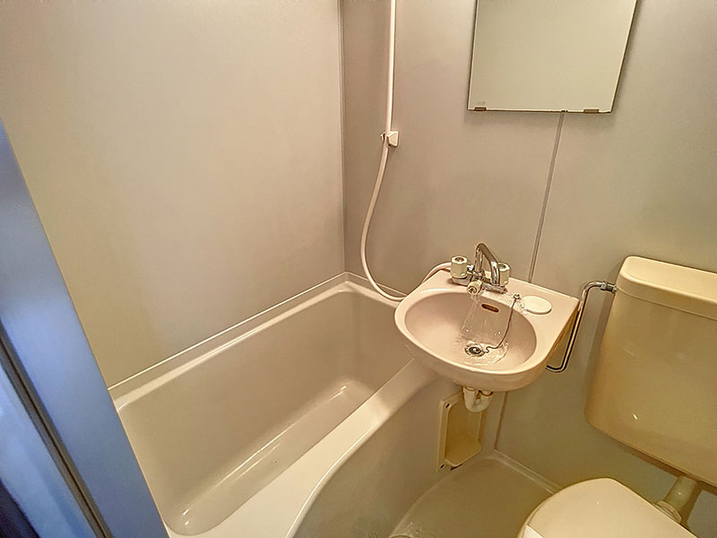 バス・シャワールーム　※他のお部屋の写真です※