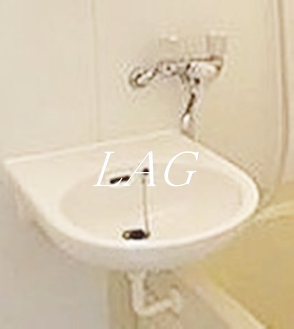 洗面設備　洗面台です。