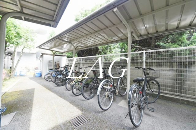 その他共有部分　駐輪場になります。