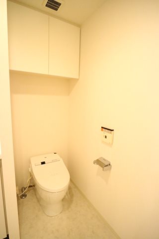 トイレ　別号室参考写真