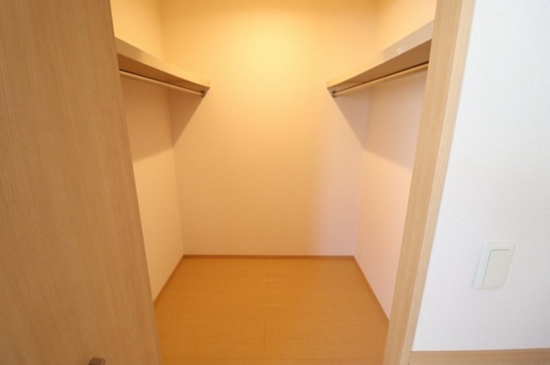 収納　図面と現状に相違がある場合には現状を優先