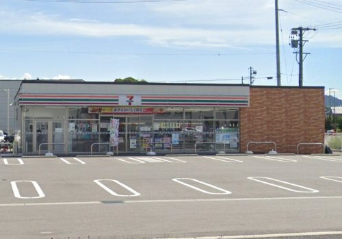 コンビニ　セブンイレブン 岡崎針崎町店（コンビニ）まで830m