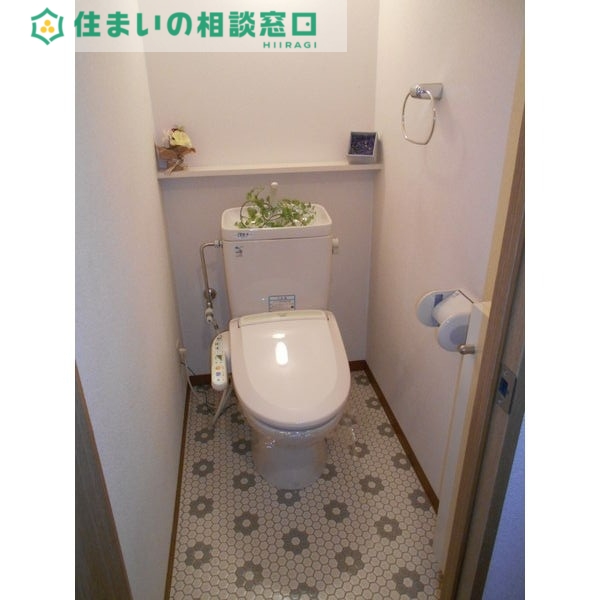 トイレ　同型