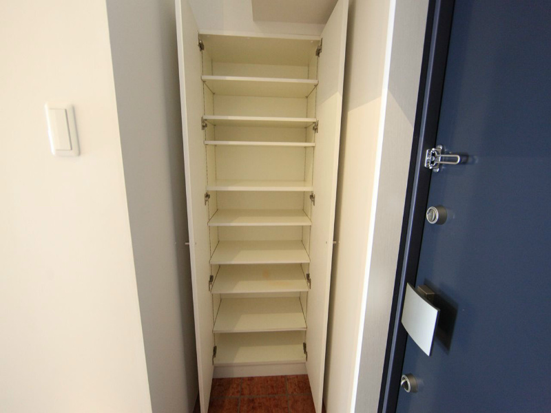 玄関　玄関　シューズボックス（収納充実してます）