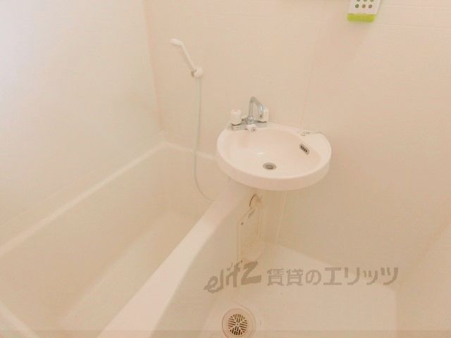 バス・シャワールーム　風呂