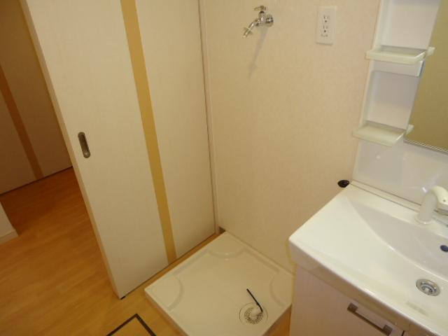 洗面設備　洗濯機置場