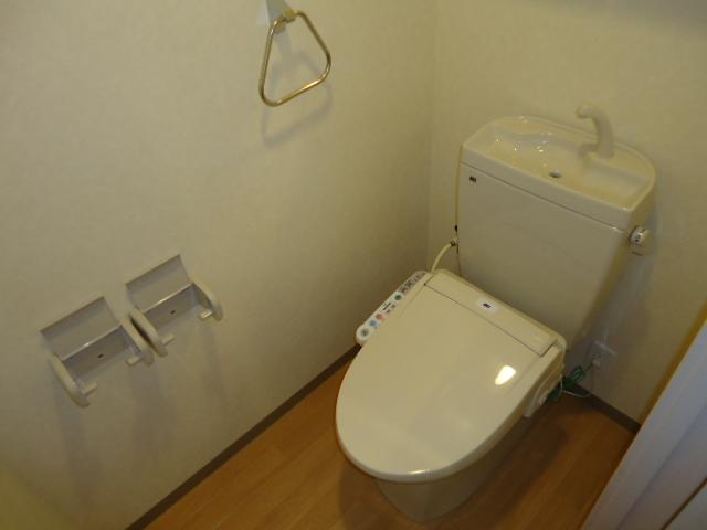 トイレ　シャワー付トイレ