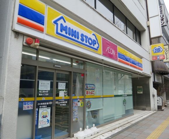 コンビニ　ミニストップ（コンビニ）まで100m