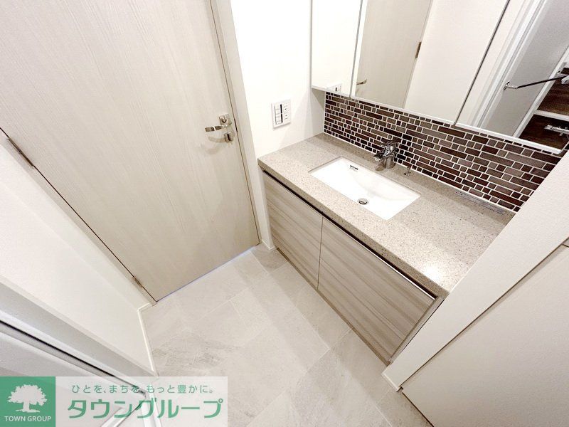 洗面設備　お部屋探しは株式会社　タウンハウジング　までお気軽にお問合…