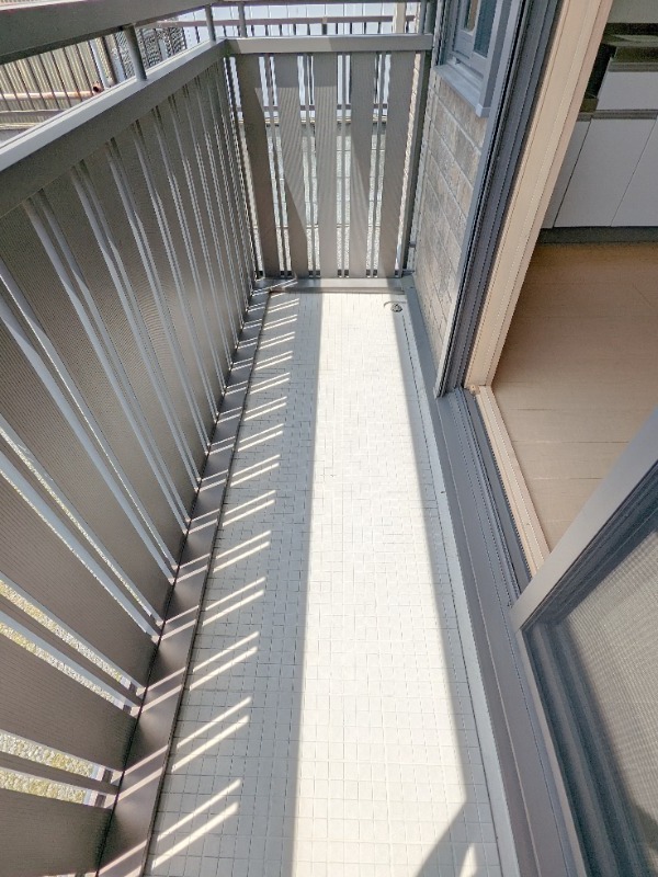 バルコニー　図面と現状に相違がある場合には現状を優先