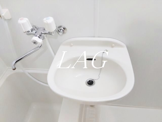 洗面設備　洗面台です。
