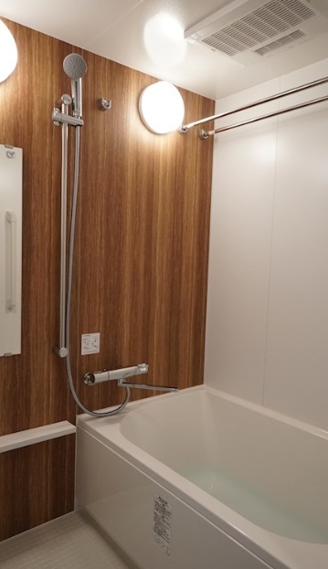 バス・シャワールーム