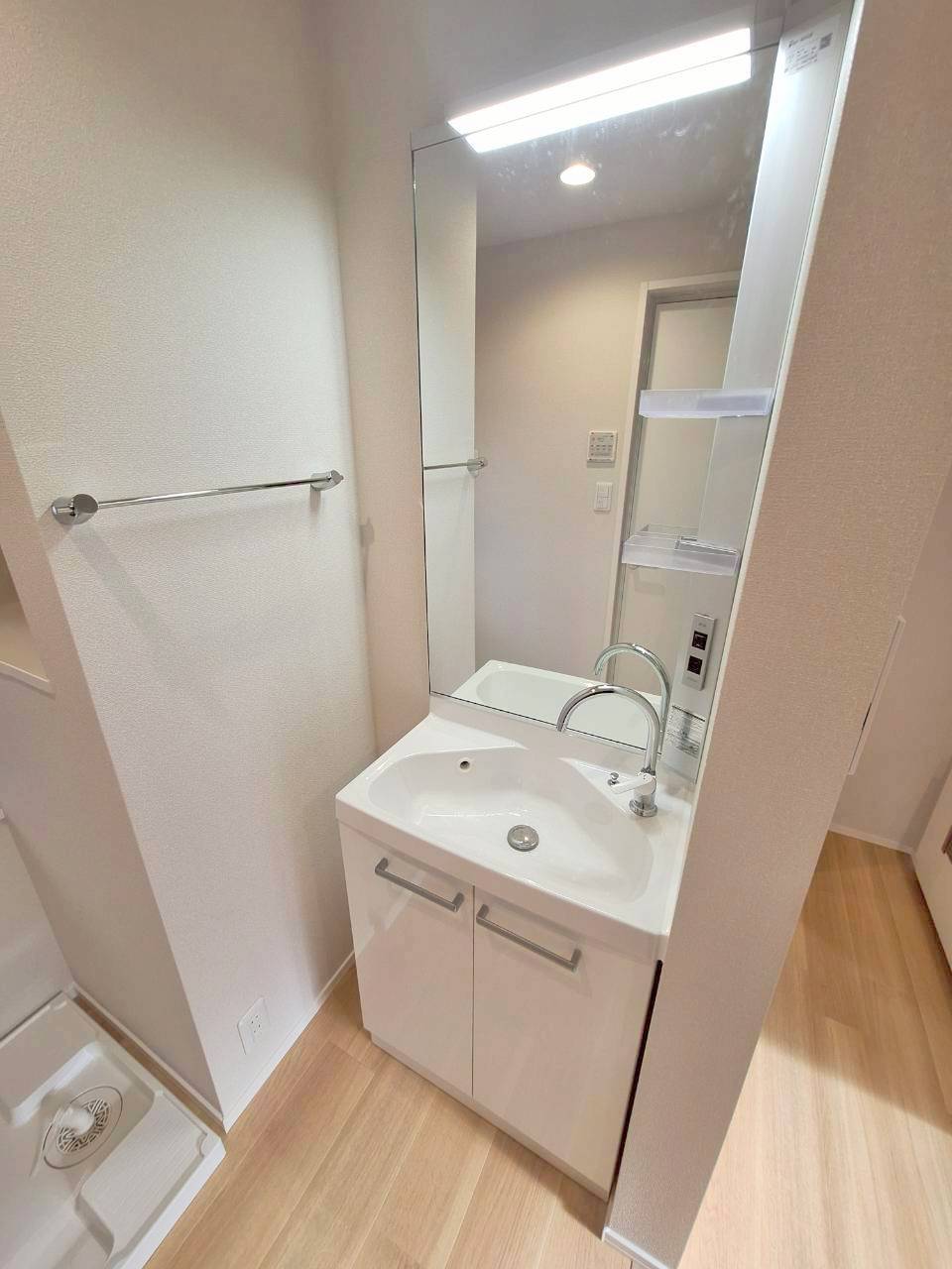 洗面設備　★嬉しい独立洗面台付き♪★