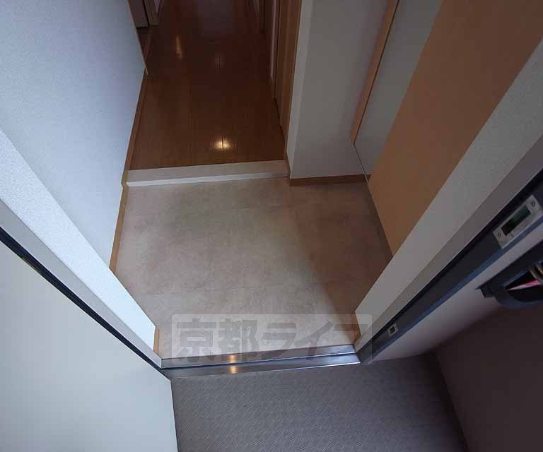 玄関　シューズボックスつきの玄関です！