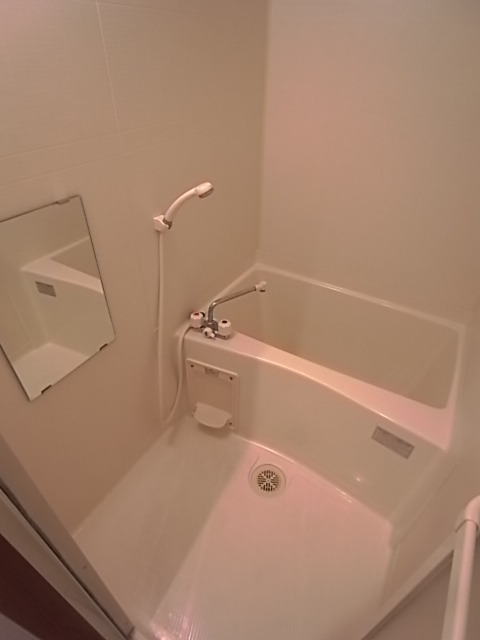 バス・シャワールーム　バスルーム