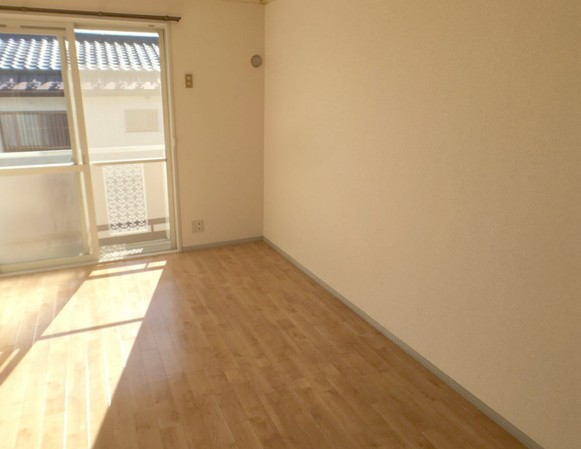 居室・リビング　洋室は