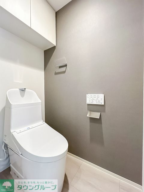 トイレ　※写真は同タイプ住戸です。